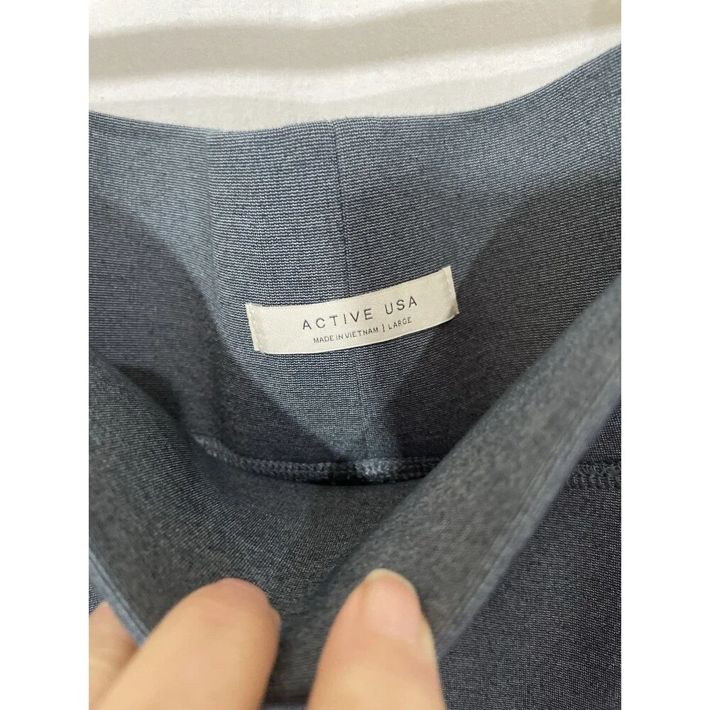 Active USA Knee Length Gray Stretch Skirt Size L